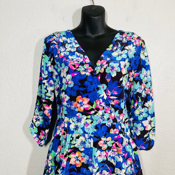NEW! Yumi Kim Silk Romper Floral Blue Pink Shorts Jumpsuit Casual - S - Picture 5 of 8